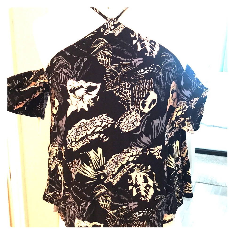 Black cold shoulder halter top